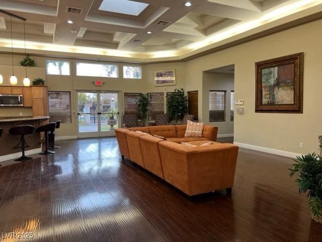 common area featuring visible vents