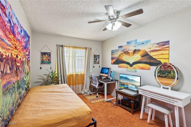 bedroom with carpet floors, a textured ceiling, and ceiling fan