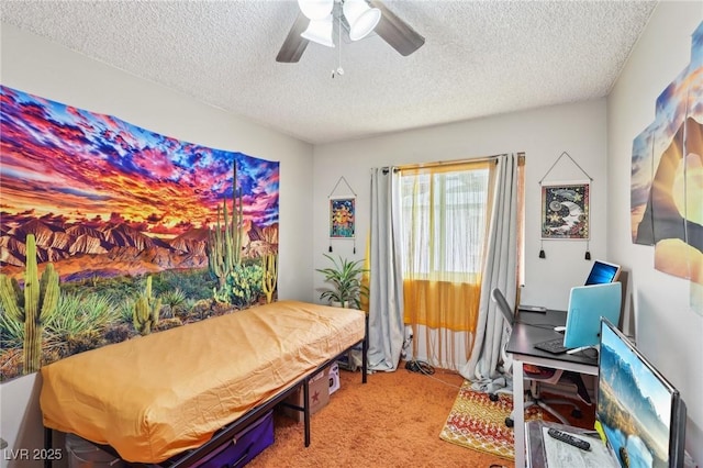 bedroom featuring ceiling fan, a textured ceiling, and light colored carpet