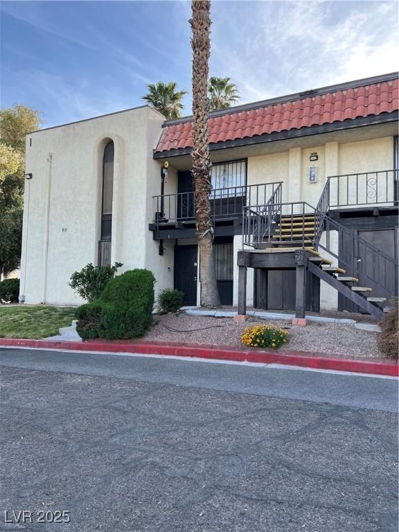 1440 Vegas Valley Dr Unit 2, Las Vegas, NV 89169 - view of property with stairs