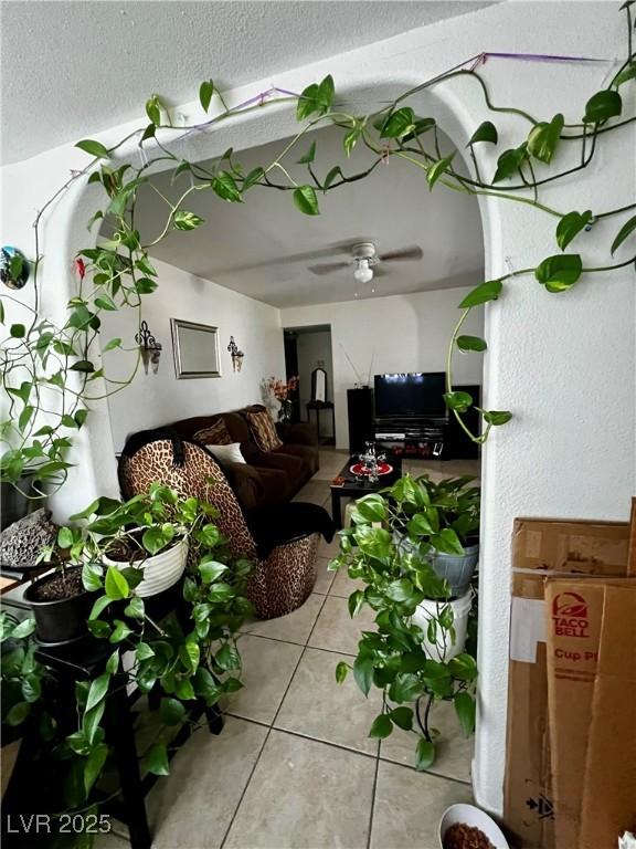 1440 Vegas Valley Dr Unit 2, Las Vegas, NV 89169 - interior space featuring an outdoor hangout area and a ceiling fan
