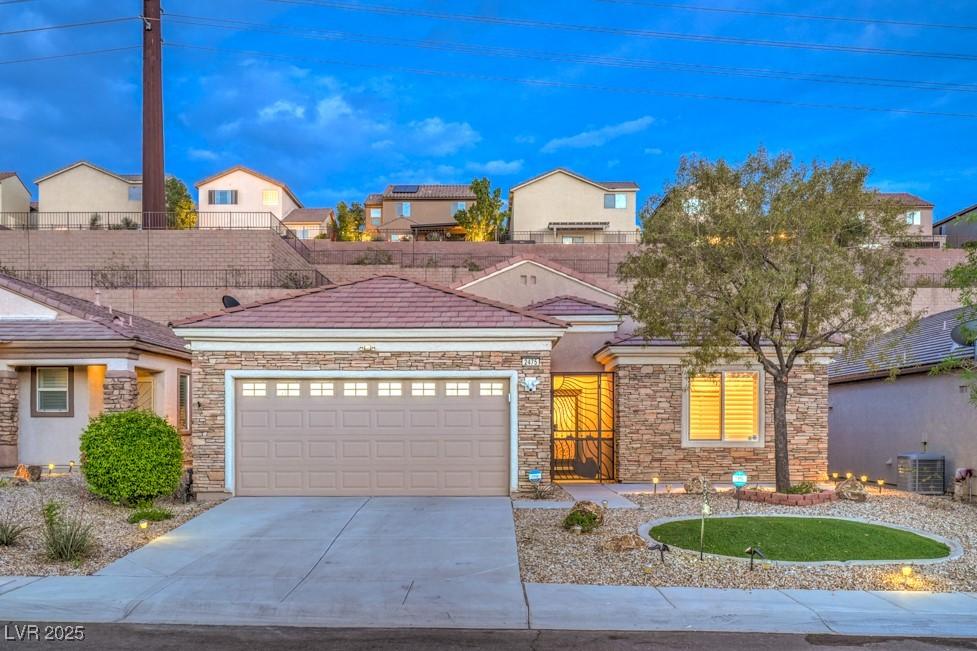 2475 Hamonah Dr, Henderson, NV 89044 - photo 1