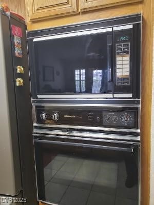 interior details featuring black appliances