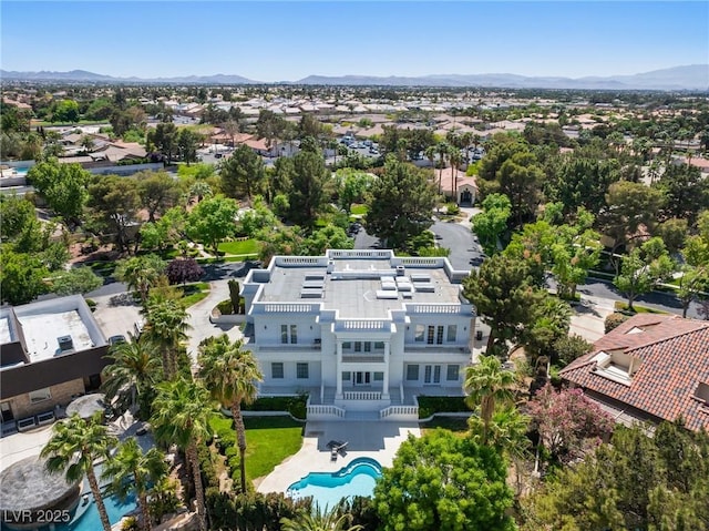 birds eye view of property featuring a residential view and a mountain view