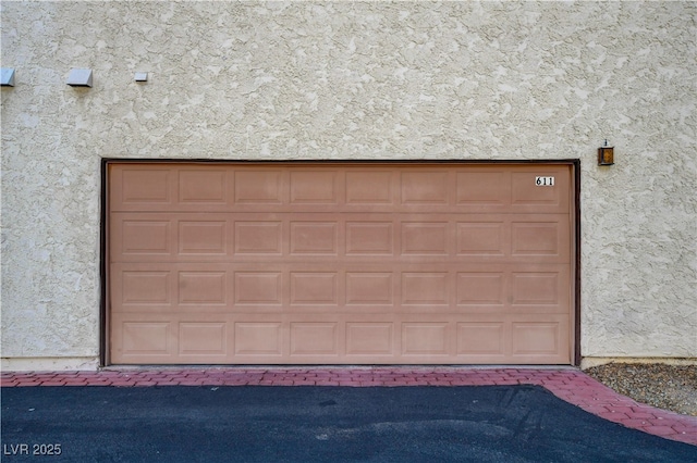 611 Spyglass Ln, Las Vegas, NV 89107 - view of garage