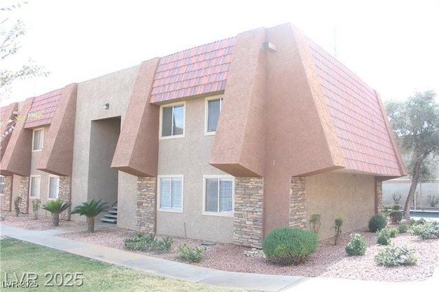 4965 Indian River Dr Unit 101, Las Vegas, NV 89103 - exterior space