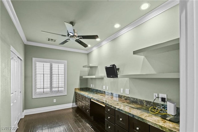 kitchen with a ceiling fan, dark wood-style flooring, visible vents, open shelves, and built in desk