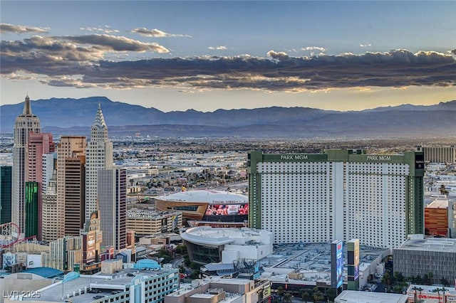 view of city featuring a mountain view