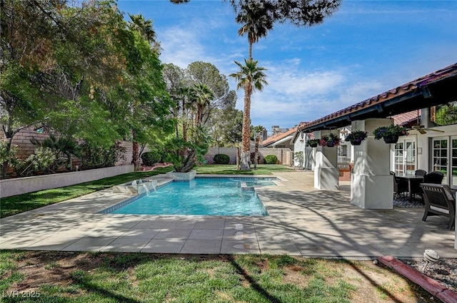3151 Coachlight Cir, Las Vegas, NV 89117 - view of pool with a patio, a fenced backyard, and a fenced in pool
