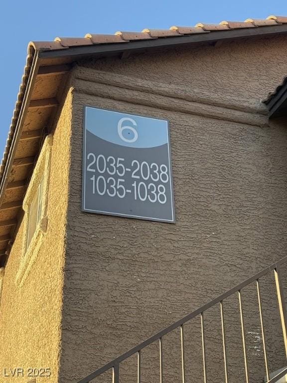 2750 S Durango Dr Unit 1038, Las Vegas, NV 89117 - details with stucco siding