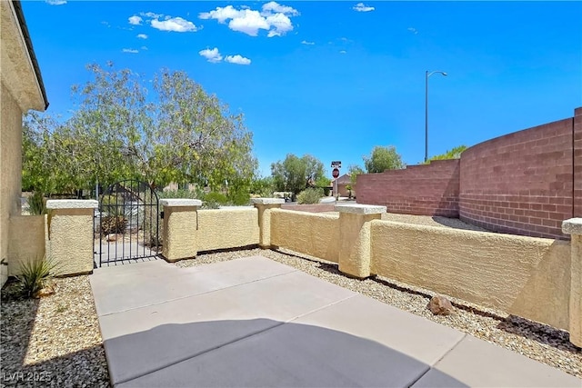 2713 Rue Toulouse Ave, Henderson, NV 89044 - photo 4