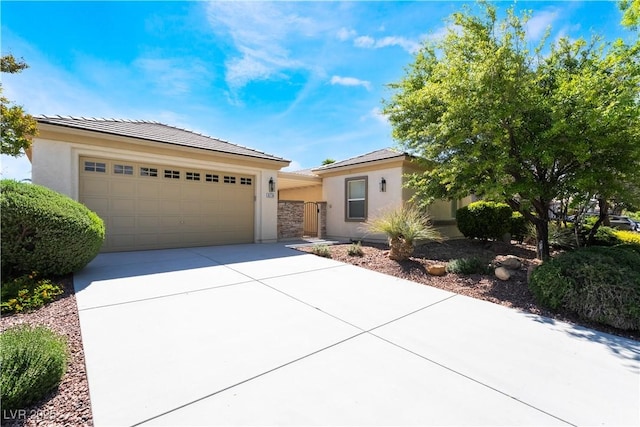 8236 Imperial Lakes St, Las Vegas, NV 89131 - photo 1