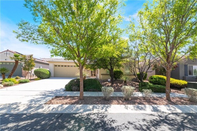 8236 Imperial Lakes St, Las Vegas, NV 89131 - photo 2