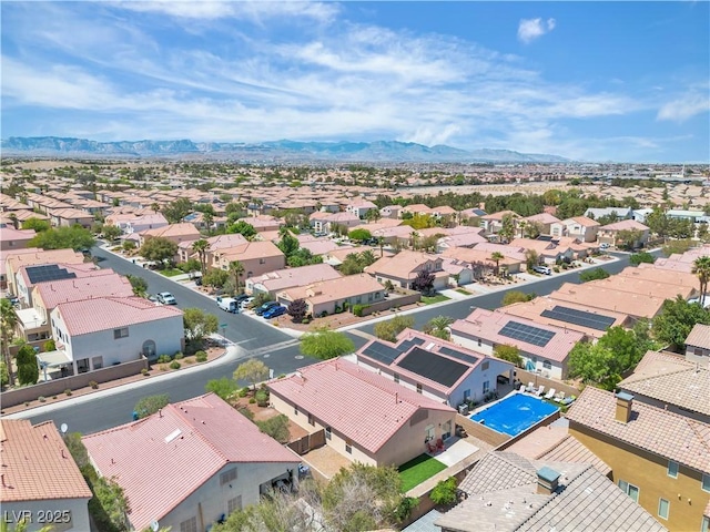 birds eye view of property featuring a residential view and a mountain view