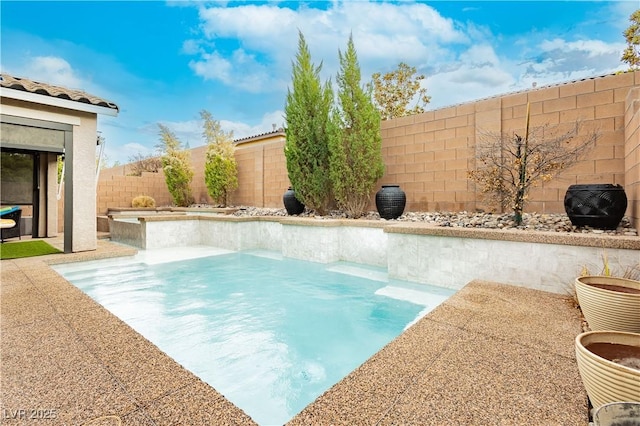3163 Biccari Ave, Henderson, NV 89044 - view of pool featuring a fenced backyard