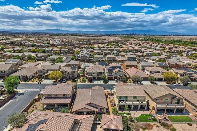 bird's eye view featuring a mountain view and a residential view