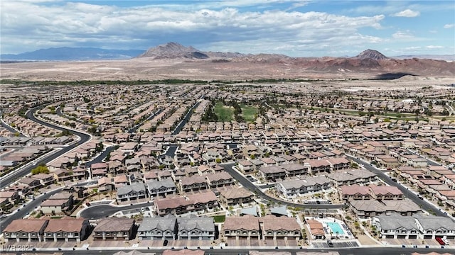 bird's eye view featuring a residential view and a mountain view