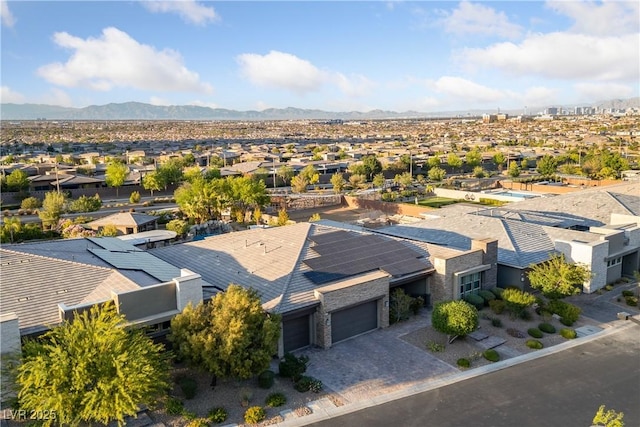 bird's eye view featuring a residential view and a mountain view