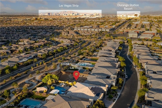 birds eye view of property featuring a residential view