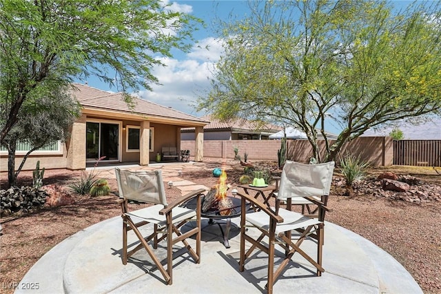 8316 Imperial Lakes St, Las Vegas, NV 89131 - fenced backyard with a patio area