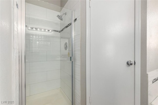 6428 Yarmouth Dr, Las Vegas, NV 89108 - bathroom featuring a shower stall