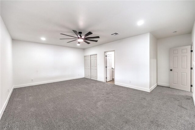 carpeted spare room with baseboards, a ceiling fan, recessed lighting, and visible vents
