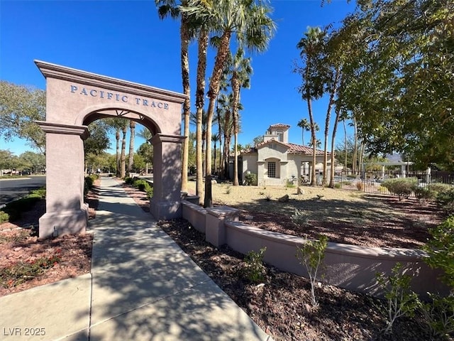 1861 Windward Ct, Henderson, NV 89012 - surrounding community with fence