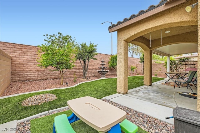7497 Alamo Ranch Ave, Las Vegas, NV 89179 - view of patio / terrace
