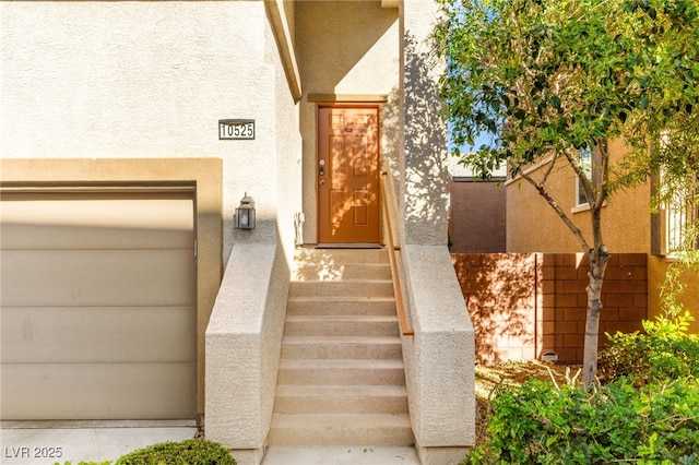 10525 Shiny Skies Dr, Las Vegas, NV 89129 - doorway to property with stucco siding