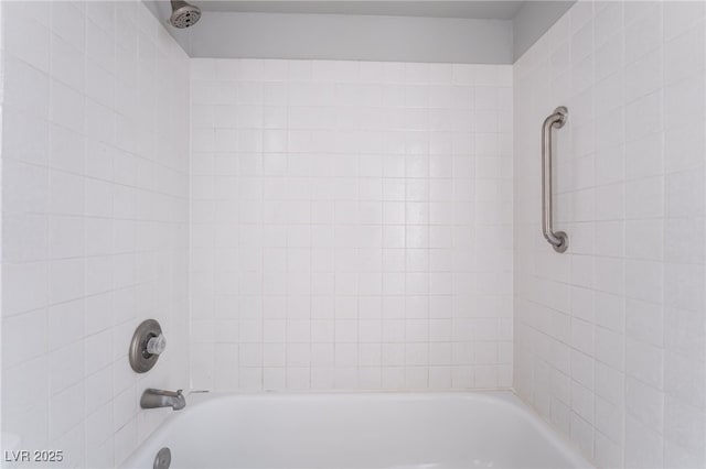 912 Falconhead Ln Unit 101, Las Vegas, NV 89128 - full bath featuring shower / bathtub combination