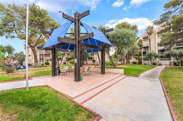 750 S Royal Crest Cir Unit 317, Las Vegas, NV 89169 - view of community with a yard