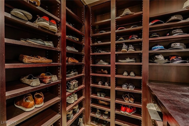 72 Innisbrook Ave, Las Vegas, NV 89113 - view of wine cellar