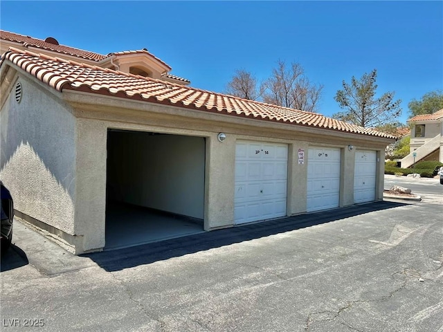1881 W Alexander Rd Unit 1128, North Las Vegas, NV 89032 - view of garage