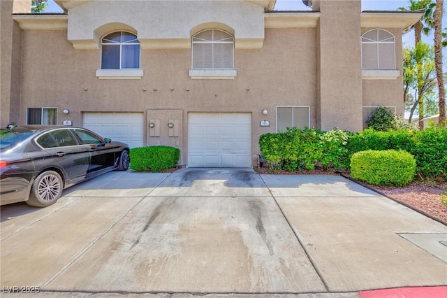 915 Graceful Moon Ave, Henderson, NV 89015 - photo 1