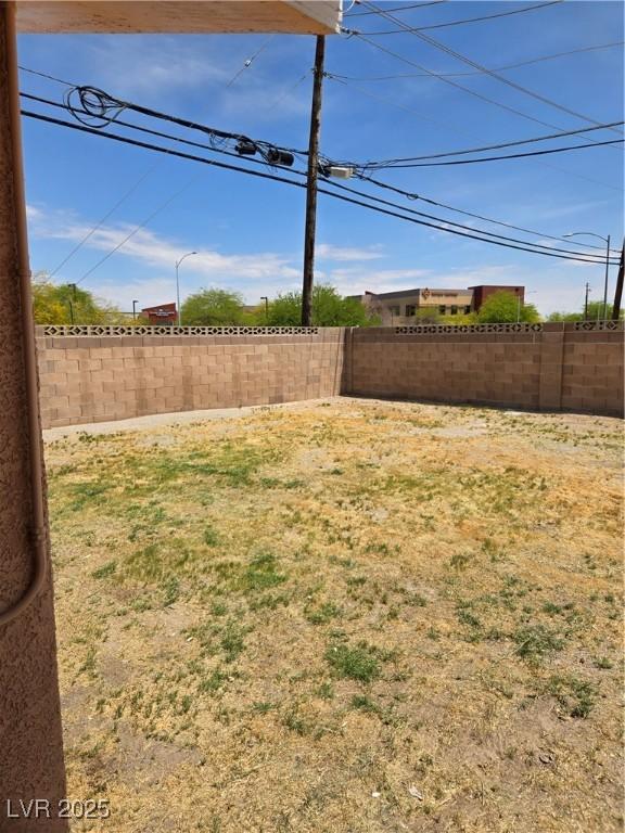 1972 H St, Las Vegas, NV 89106 - view of yard featuring a fenced backyard