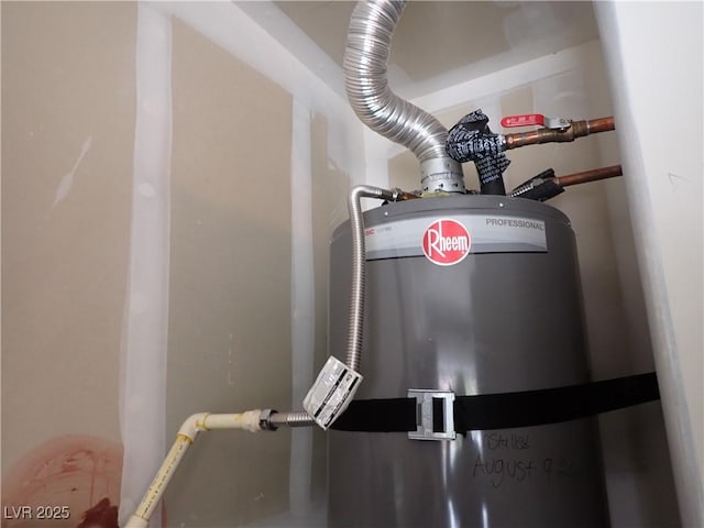 4361 Duck Harbor Ave, North Las Vegas, NV 89031 - utilities with water heater