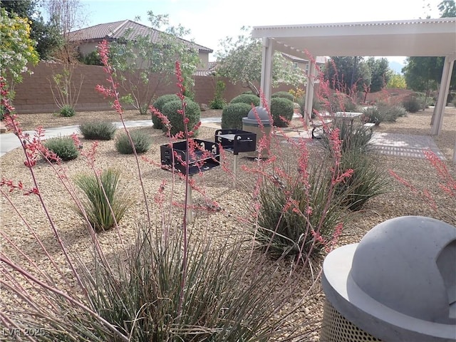 4361 Duck Harbor Ave, North Las Vegas, NV 89031 - view of yard featuring a fenced backyard and a patio area