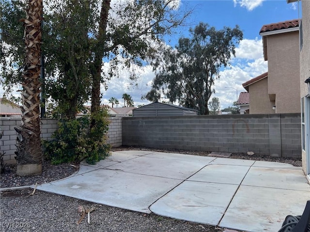 view of patio featuring a fenced backyard