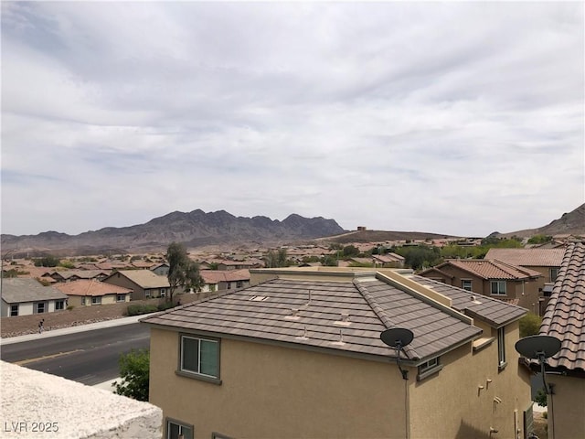 view of mountain feature featuring a residential view