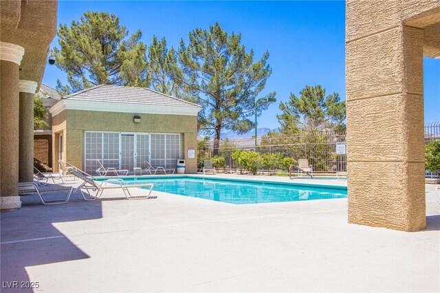8070 W Russell Rd Unit 1028, Las Vegas, NV 89113 - community pool with a patio area