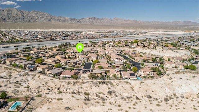 bird's eye view featuring a residential view and a mountain view