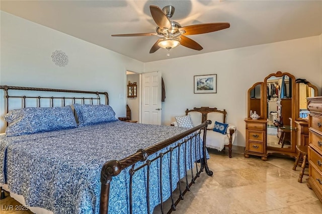 bedroom with ceiling fan