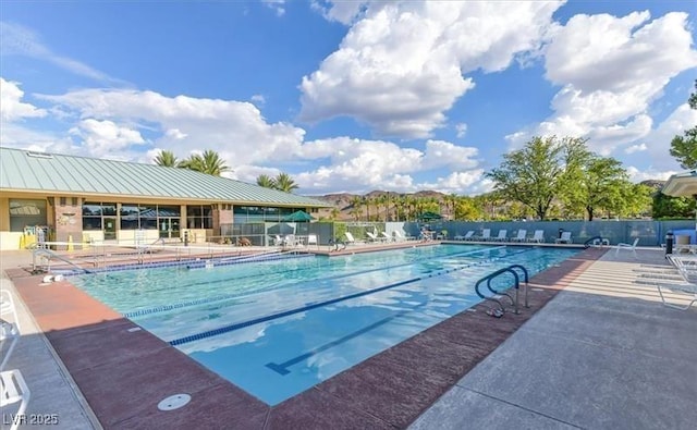 2110 King Mesa Dr, Henderson, NV 89012 - community pool featuring fence and a patio area