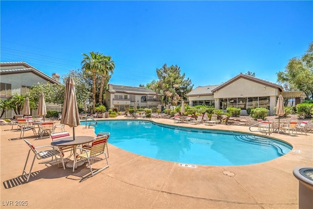 5710 E Tropicana Ave Unit 1017, Las Vegas, NV 89122 - pool with a patio area