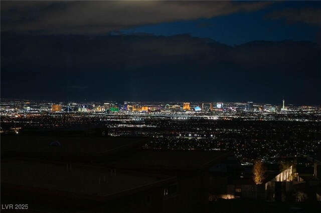 12 Chisel Crest Ct, Henderson, NV 89012 - property's view of city