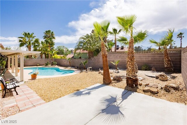 1528 Tonada Way, Las Vegas, NV 89117 - view of pool with a patio area and a fenced backyard