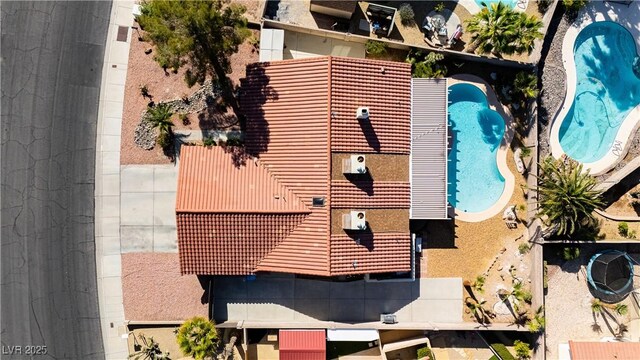 1528 Tonada Way, Las Vegas, NV 89117 - aerial view of a pool area
