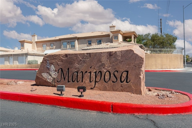 view of community / neighborhood sign