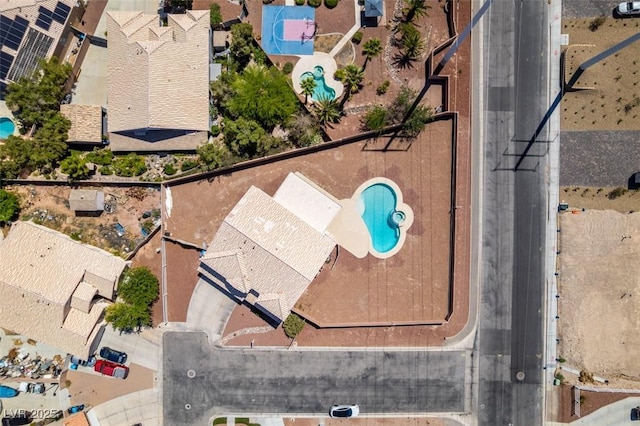 bird's eye view of a pool area