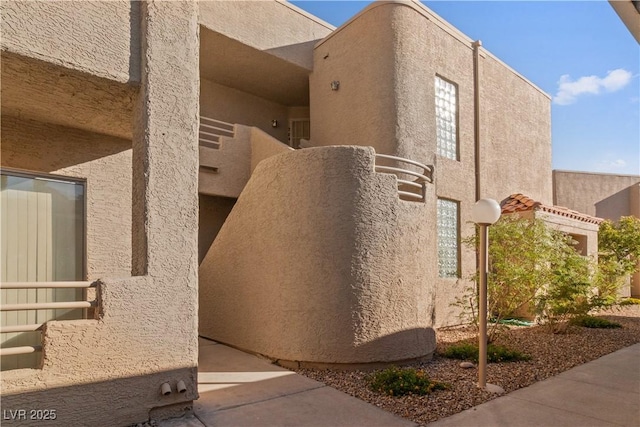 2191 Bay Club Dr Unit 204, Laughlin, NV 89029 - view of side of home with stucco siding